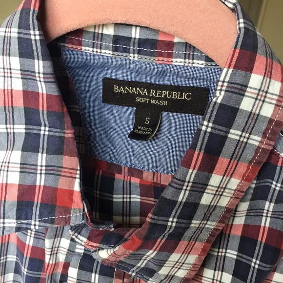 Banana Republic Soft Wash size S Shirt - Picture 2 of 4